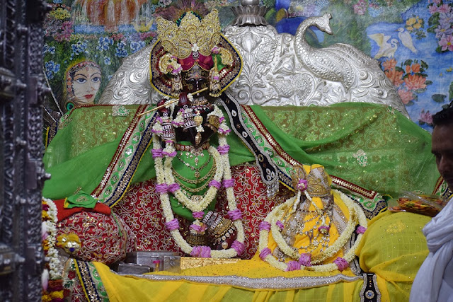 shri radhavallabh temple vrindavan